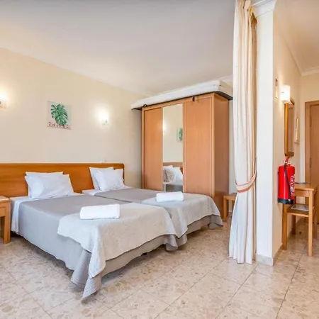 شقة فندقية Clube Mar 3*